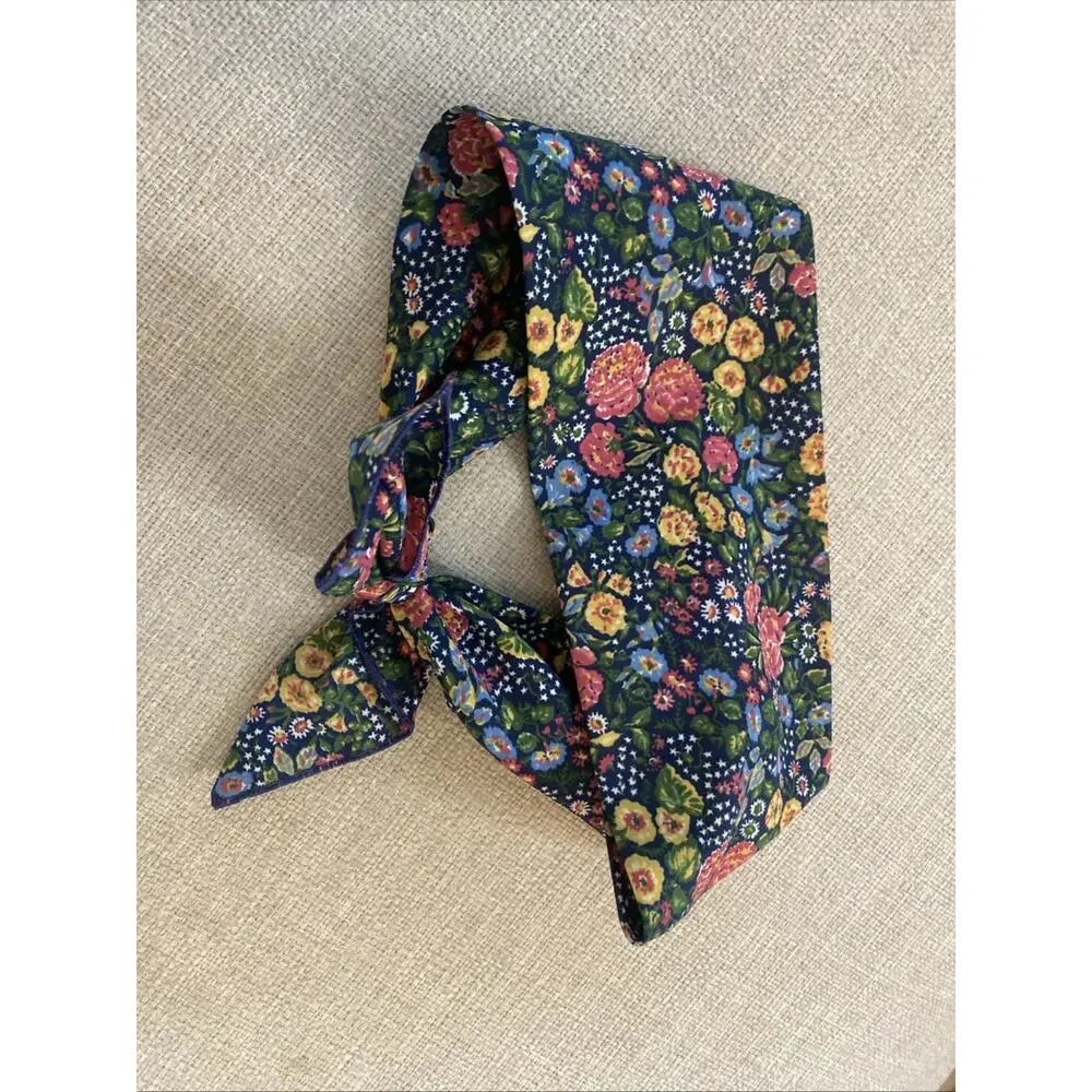 Vintage Head Hair Neck Scarf Floral Retro Mod Daisy 1960s Floral Shell